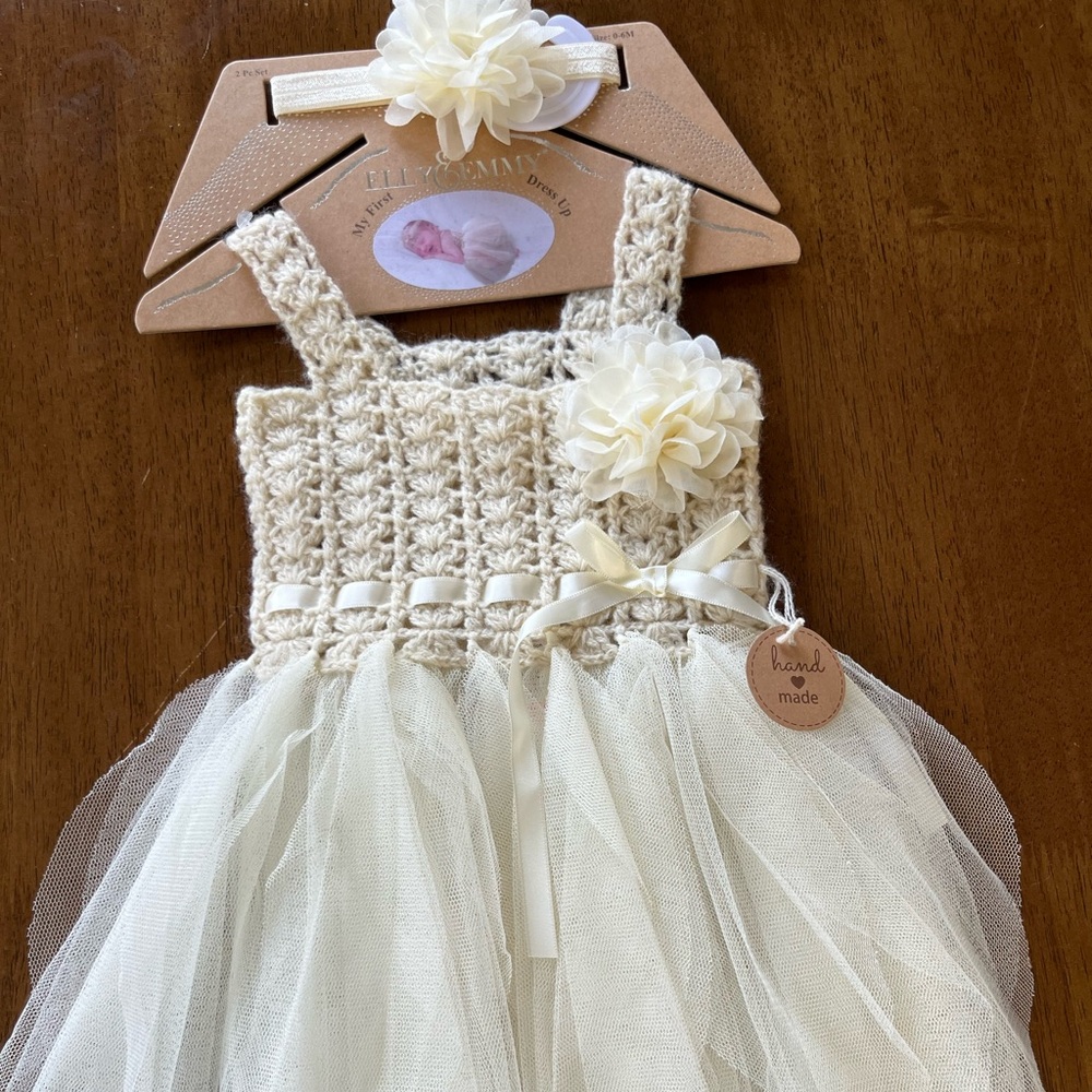 NWT Ella & Emmy’s baby girl’s dress with headband, Sz: 0-6M